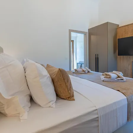 Olive Court Kras Dobrinj