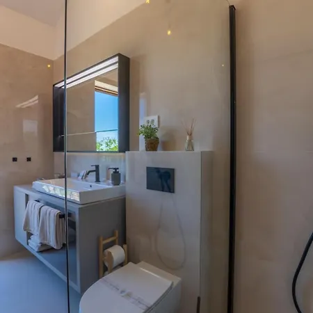 Olive Court Kras Villa Dobrinj